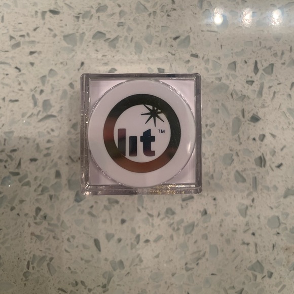 Lit Cosmetics enchanted gold - Picture 3 of 3